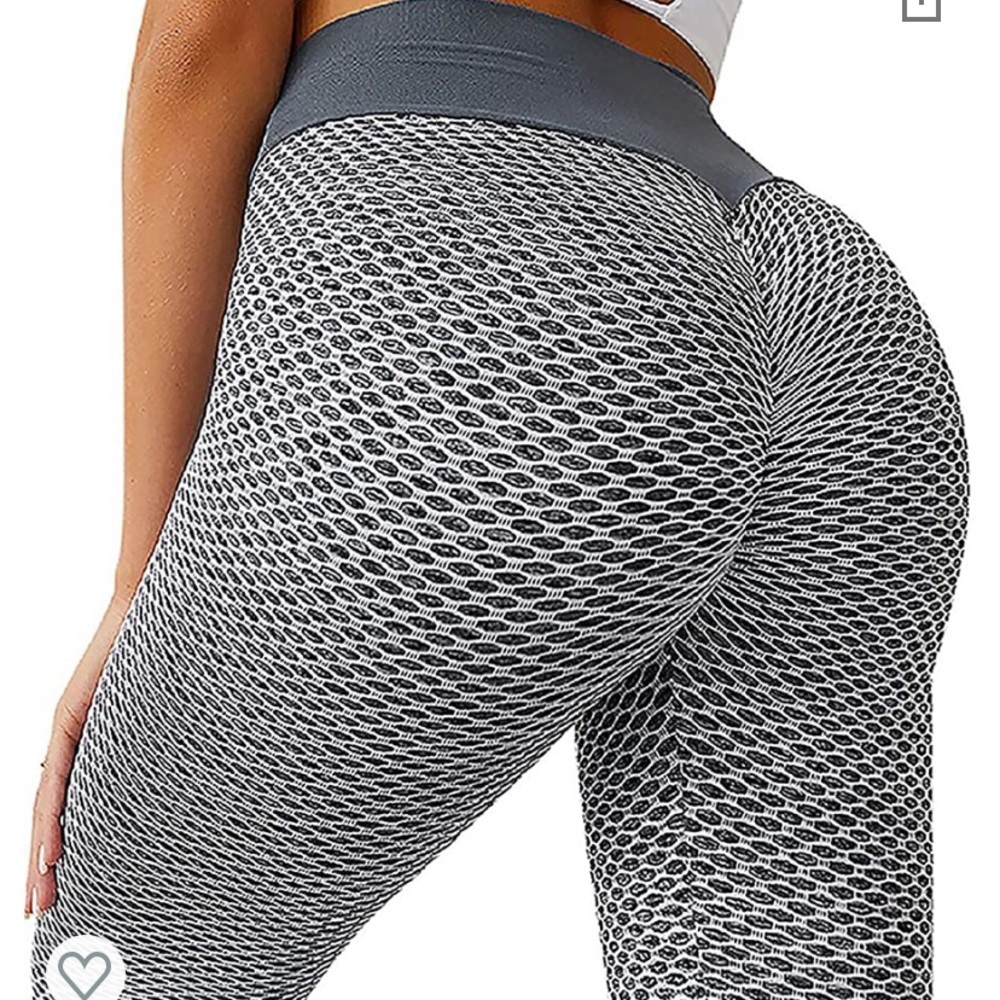 Scrunch butt Amazon/tik tok leggings